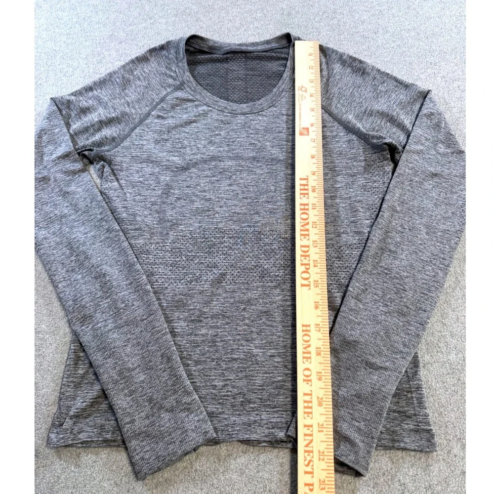 Lululemon Swiftly Tech Long Sleeve 2.0 Womens Size 6 Gray Heathered Athletic Top